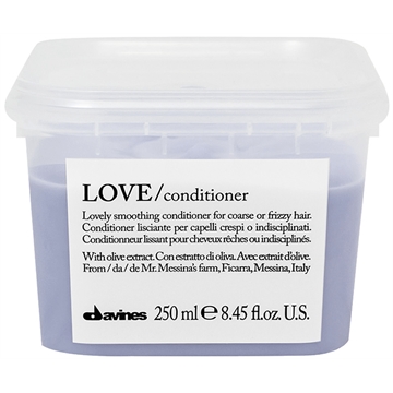 Dầu Xả Davines Love Smoothing Làm Suôn Mượt, Cung Cấp Độ Ẩm Sâu Cho Mái Tóc Thẳng Mượt