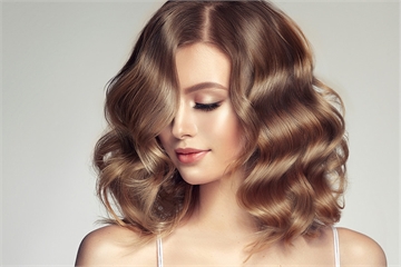 Top 10 Kiểu Tóc Nữ 'Hot' Bền Vững Theo Thời Gian - Không Lo Lỗi Mốt